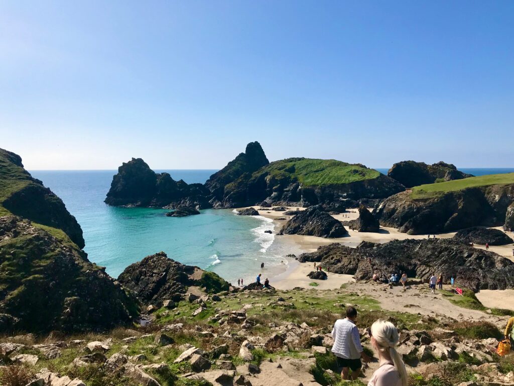 Cornwall Best Beaches and Coastal Viewpoints

justin stephens tmpky4iware unsplash