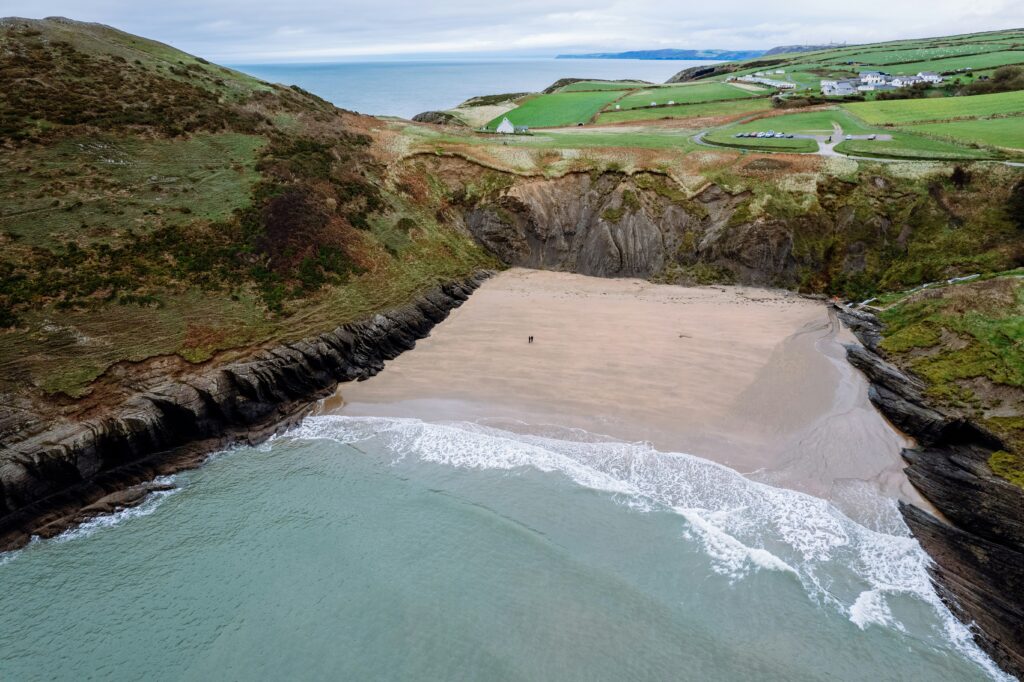  mwnt beach nick russill xuibcuzw8ig unsplash