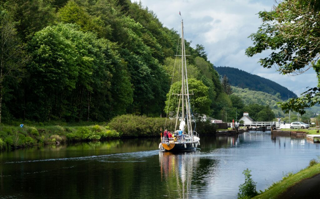 crinan canal
