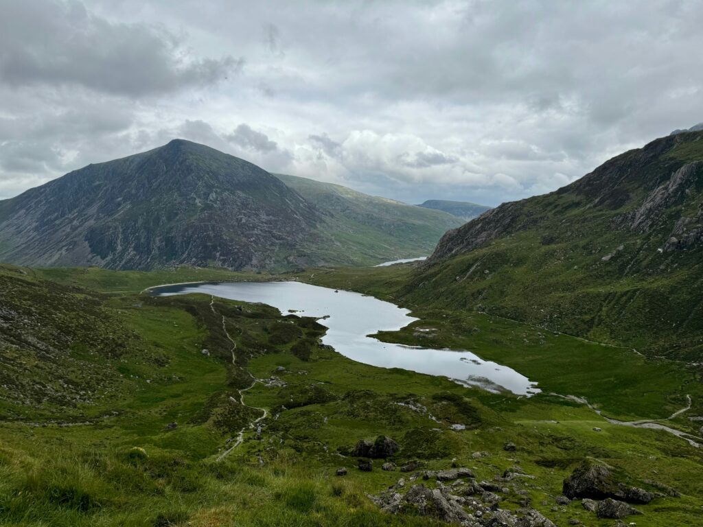 llyn eigiau
Eryri Walks and Hidden Lakes