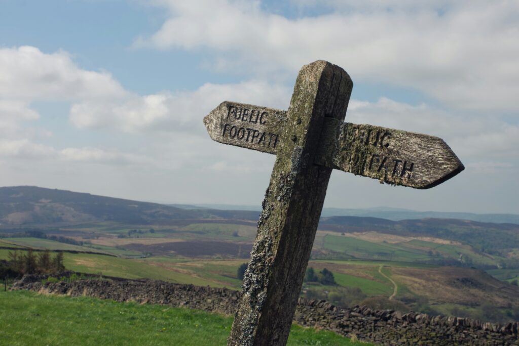 Stunning Routes in the Peak District, Derbyshire: 15 Best Walks for Every Explorer three shires head
Stunning Routes in the Peak District, Derbyshire: 15 Best Walks for Every Explorer