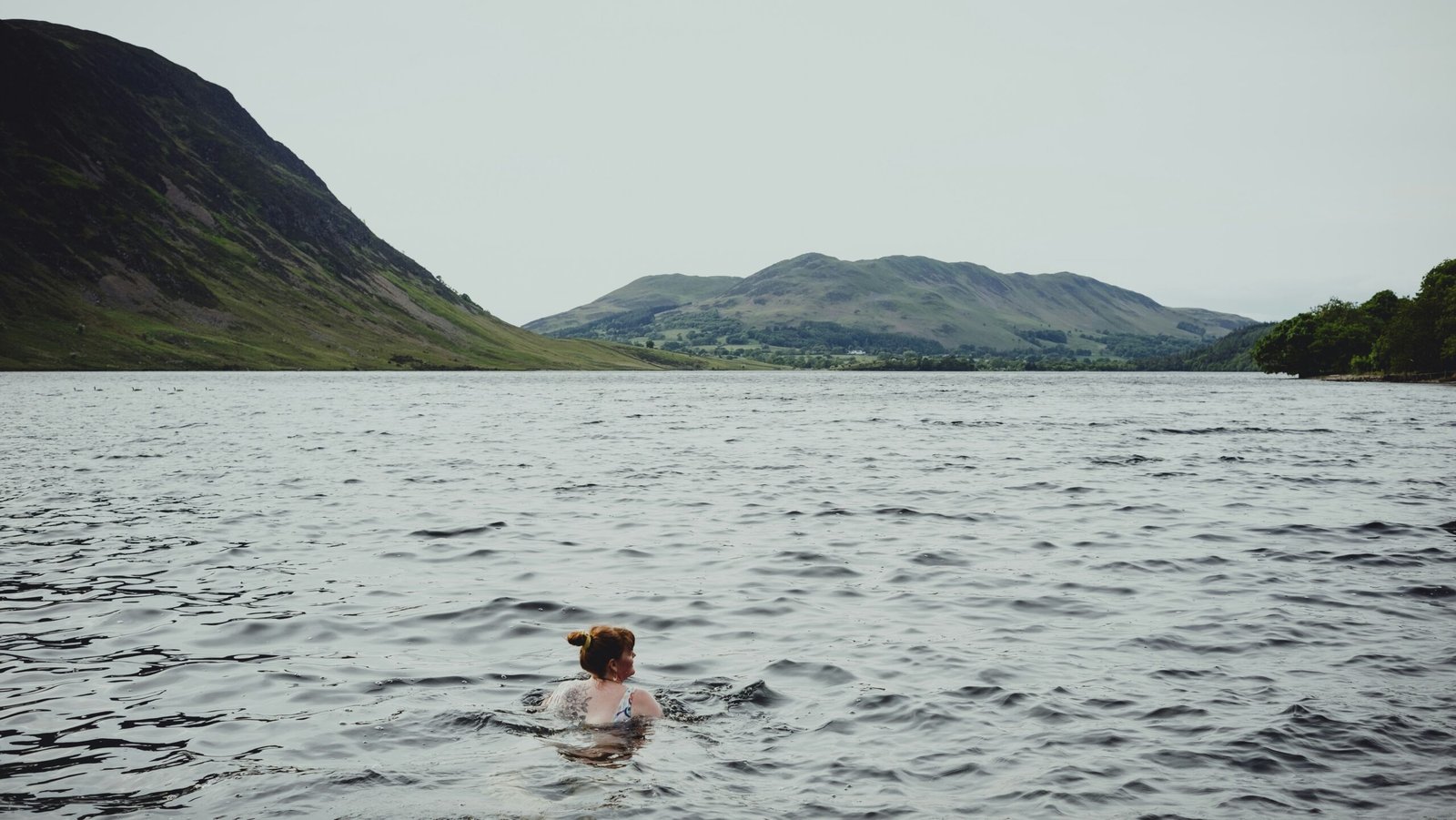 Top Travel Towels for Wild Swimmers & Coastal Explorers wild swimming