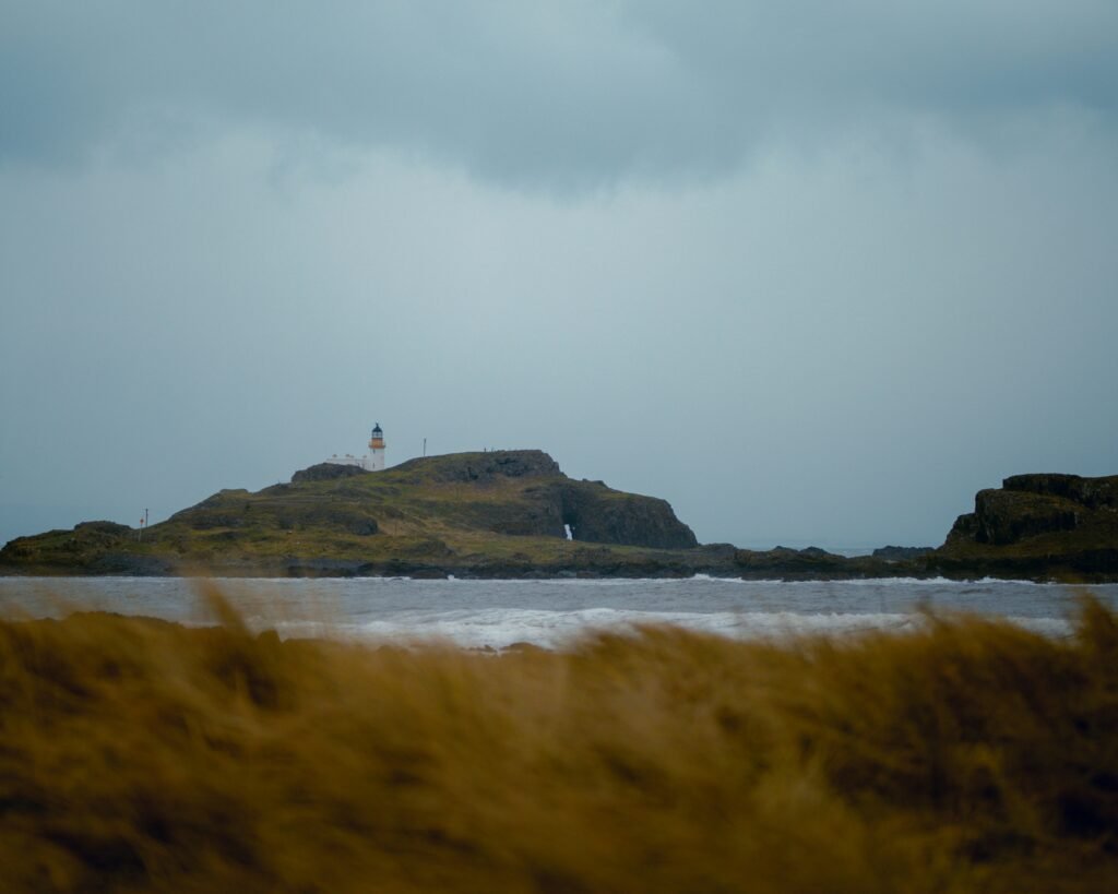 East Lothian Coastal Paths: Stunning Harbour Villages, Hidden Beaches & Scenic Walks yellowcraig beach